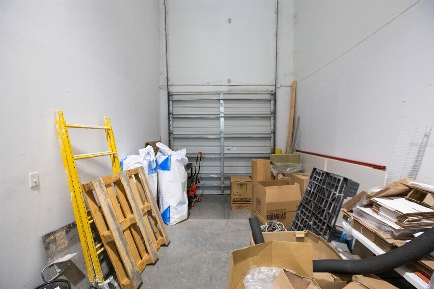 More Photos Of 1700 35th St, Orlando Warehouse For Lease