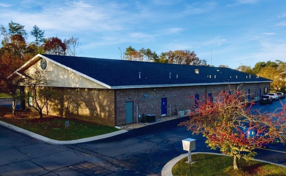 More Photos Of 1125 E Michigan Ave, Battle Creek Unknown For Lease