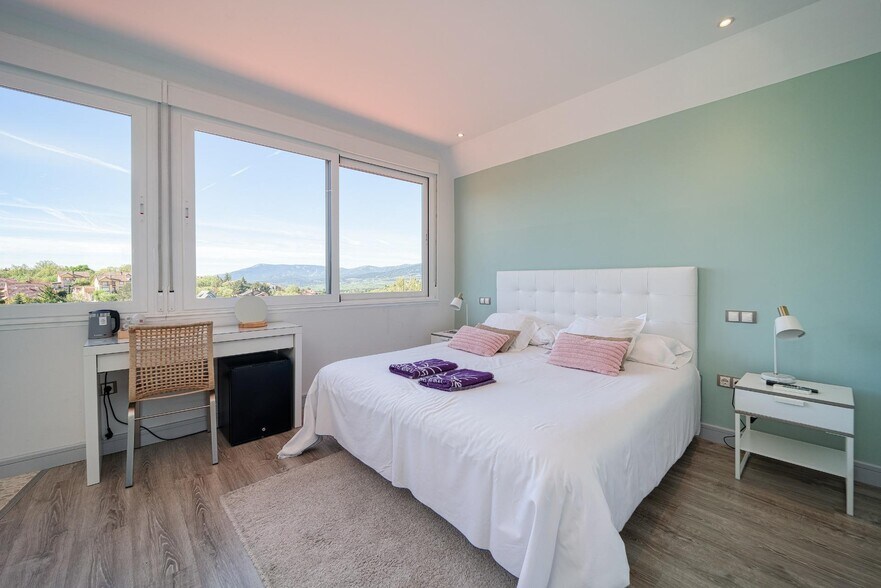 More Photos Of , Cercedilla Hotel For Sale