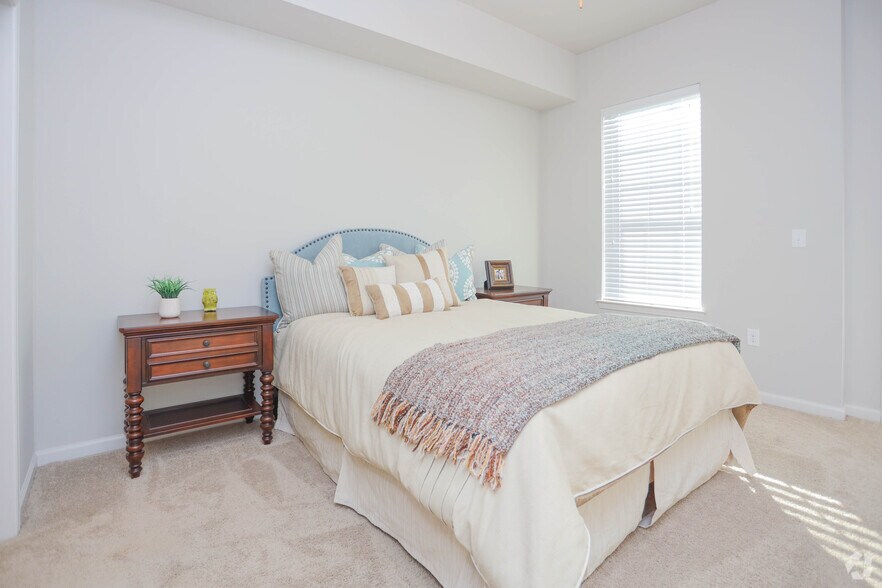 More Photos Of 120 Main St, Highland Village Apartments For Lease