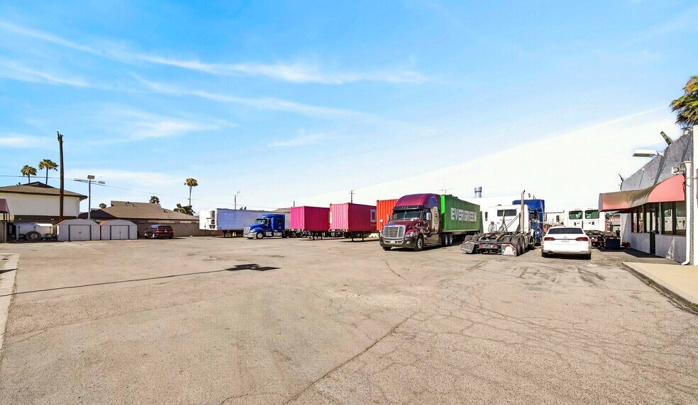 More Photos Of 9841 Garden Grove Blvd, Garden Grove Auto Dealership For Sale
