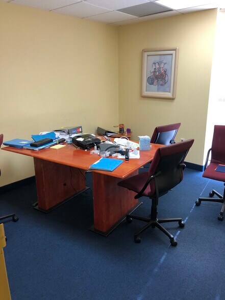 More Photos Of 1370 Hamilton St, Somerset Loft Creative Space For Lease