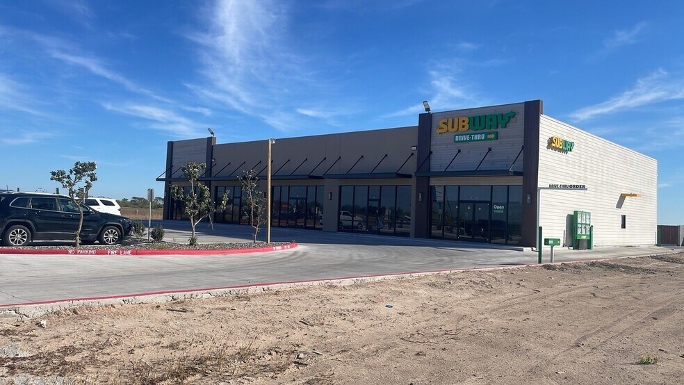 Primary Photo Of 2820 N International Blvd, Weslaco General Retail For Lease