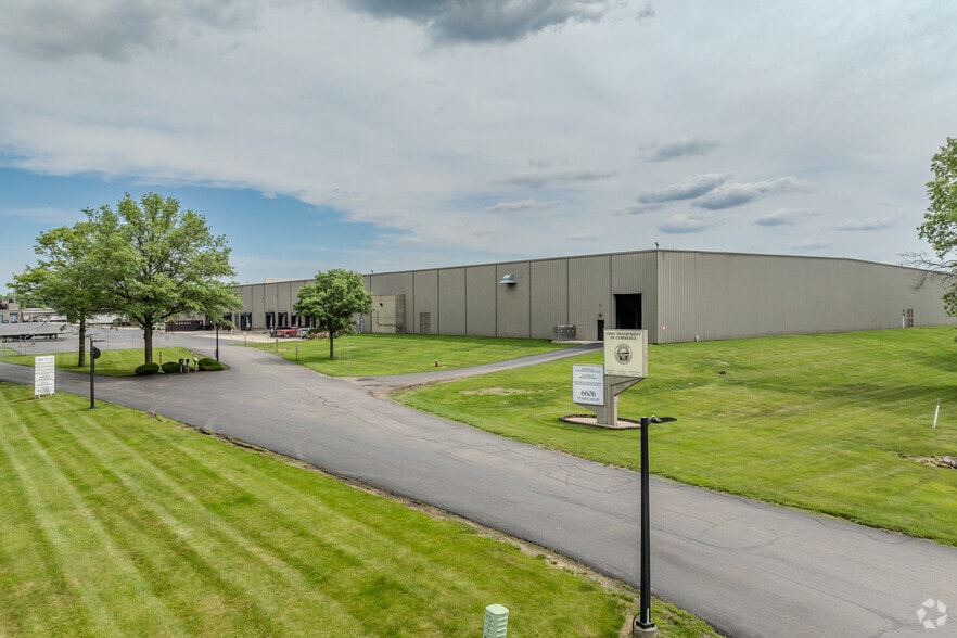 More Photos Of 6606 Tussing Rd, Reynoldsburg Warehouse For Lease