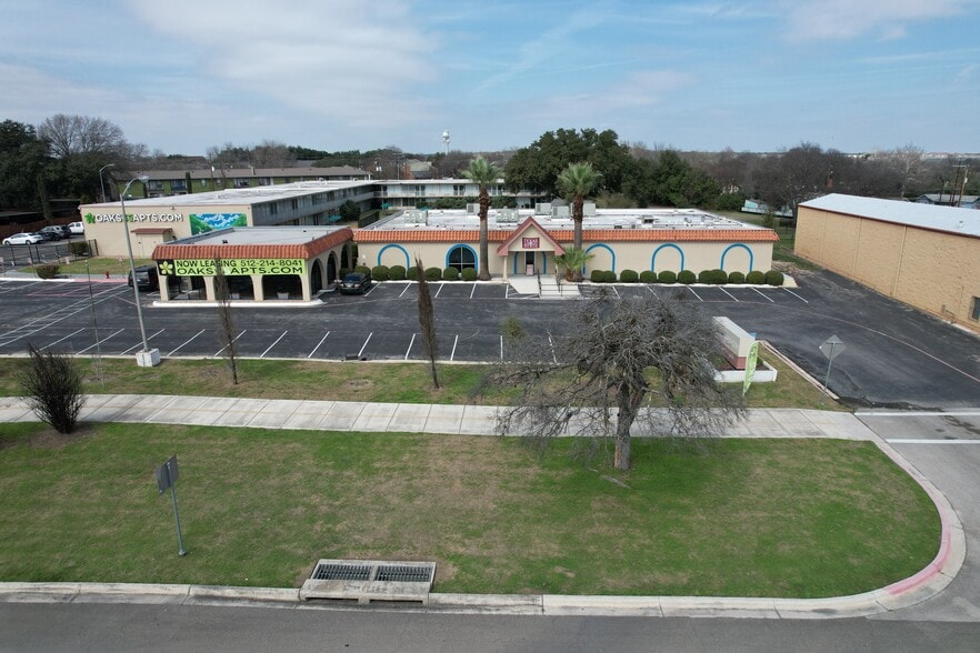 More Photos Of 1635 Aquarena Springs Dr, San Marcos Apartments For Lease