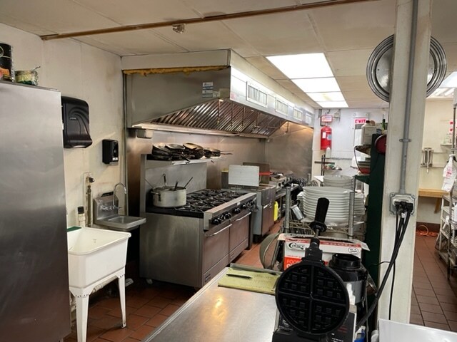 More Photos Of 211 Main St, Royersford Bar For Sale