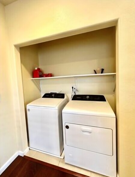 More Photos Of 228 N Orange Ave, Rialto Apartments For Sale