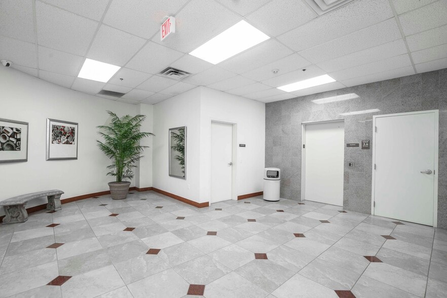 More Photos Of 2800 W Trenton Rd, Edinburg Office For Lease
