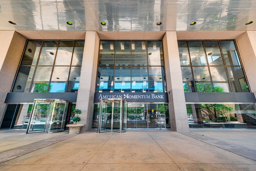 More Photos Of 600 Marienfeld St, Midland Office For Lease