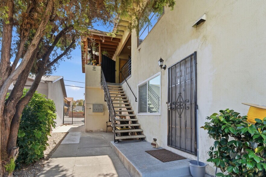 More Photos Of 6520 Pickering Ave, Whittier Apartments For Sale
