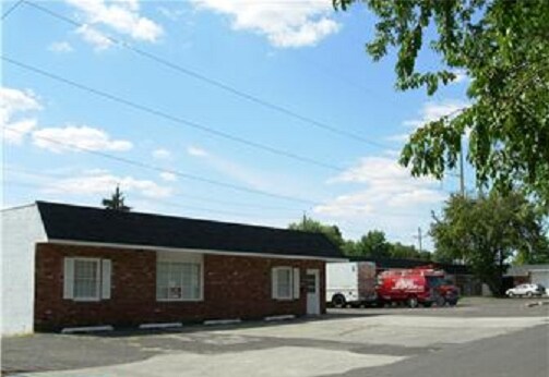 Primary Photo Of 1010 Rose Ave, Runnemede Flex For Sale