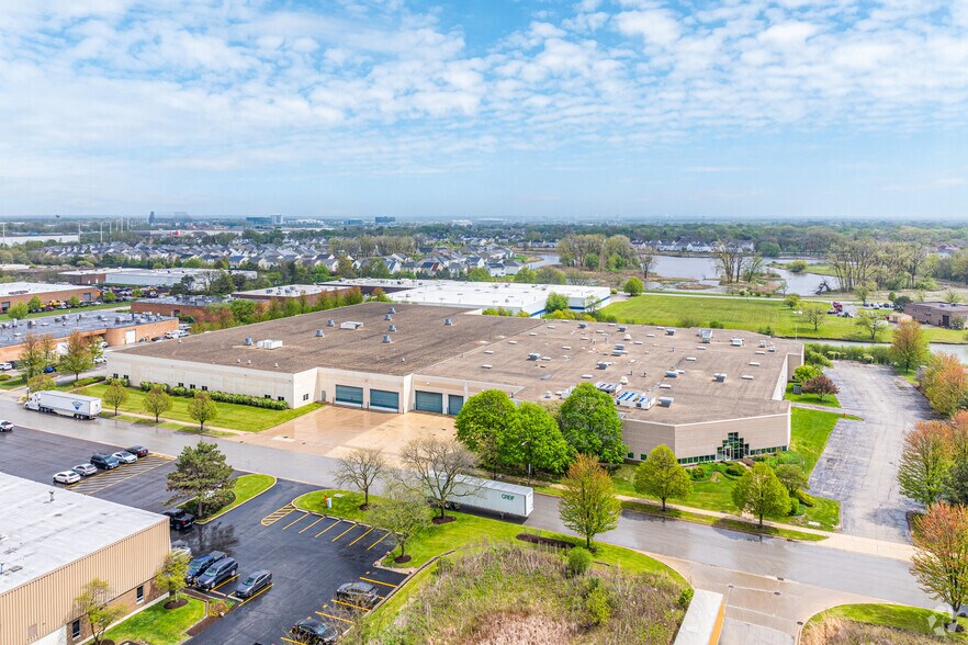 More Photos Of 1301 Frontenac Rd, Naperville Manufacturing For Lease