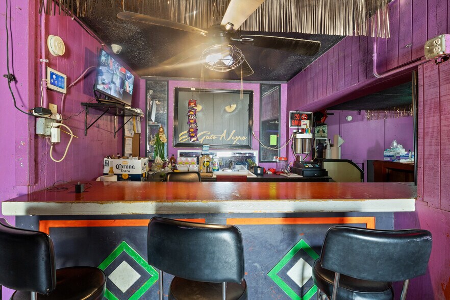 More Photos Of 8114 Stedman St, Houston Apartments For Sale