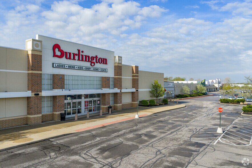 More Photos Of 5244 Cobblestone Rd, Sheffield Village Storefront For Lease
