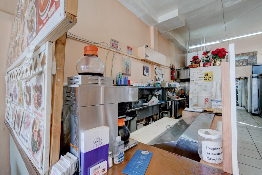 More Photos Of 2709 W Pico Blvd, Los Angeles Apartments For Sale