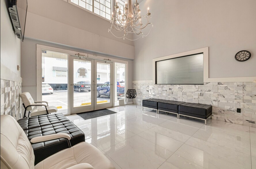 More Photos Of , Palm Harbor General Retail For Lease