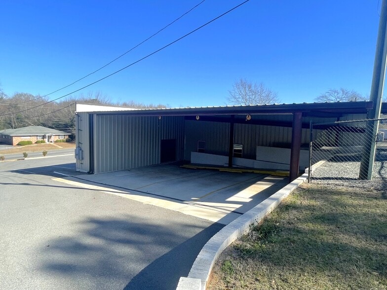 More Photos Of 629 E Forsyth St, Americus Office For Sale