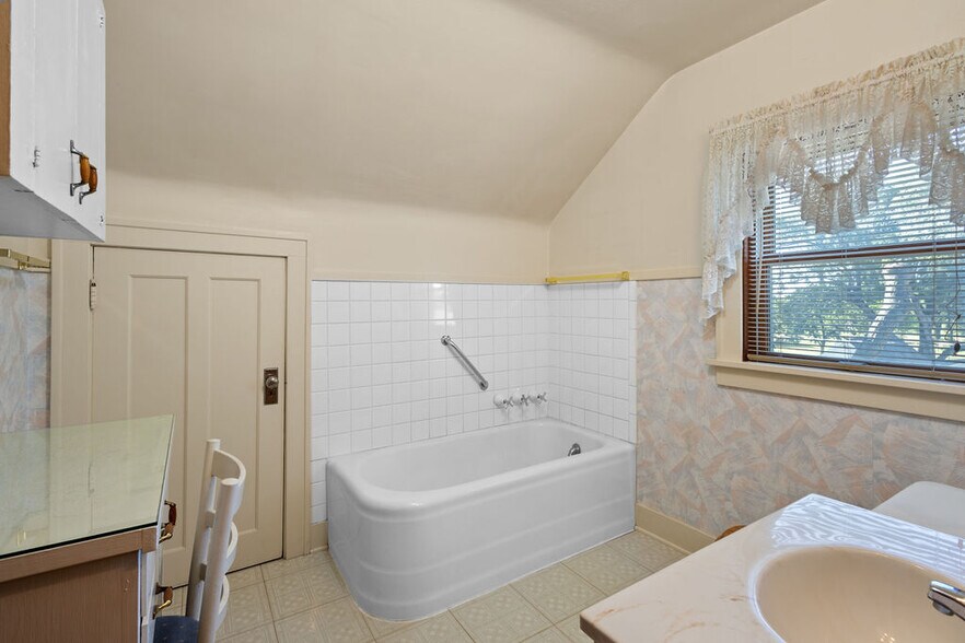 More Photos Of 115 23rd St, Columbus Land For Sale