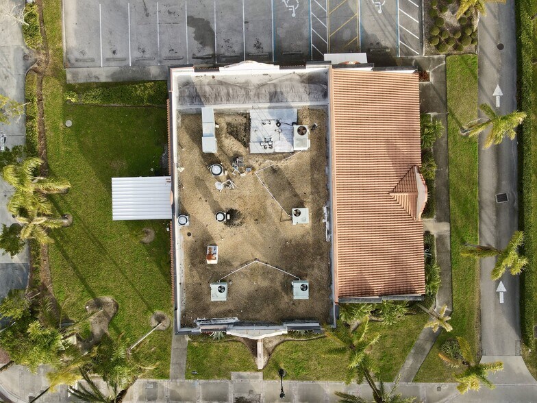 More Photos Of 195 W Granada Blvd, Ormond Beach Restaurant For Sale