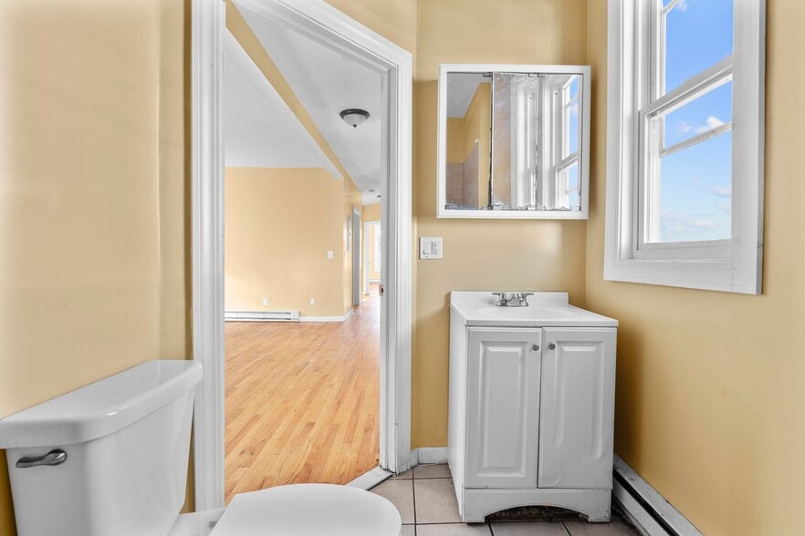 More Photos Of 701-703 S Main St, Waterbury Apartments For Sale