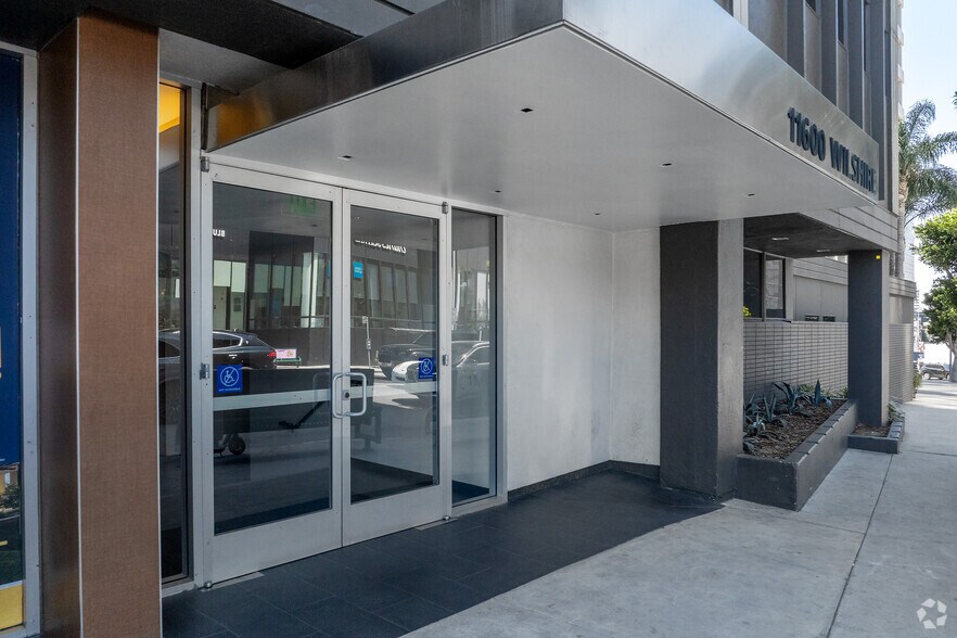 More Photos Of 11600 Wilshire Blvd, Los Angeles Medical For Lease