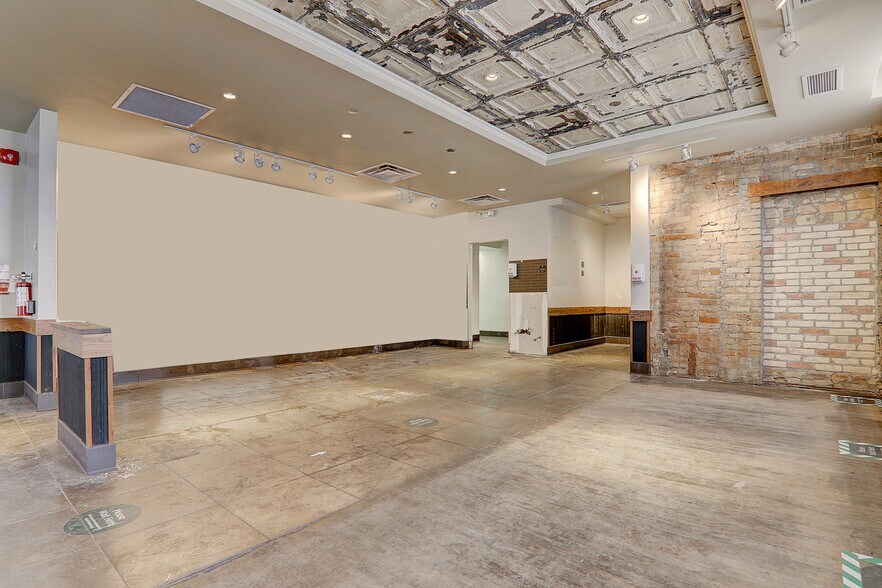 More Photos Of 66 Gerrard St E, Toronto Storefront Retail Office For Lease