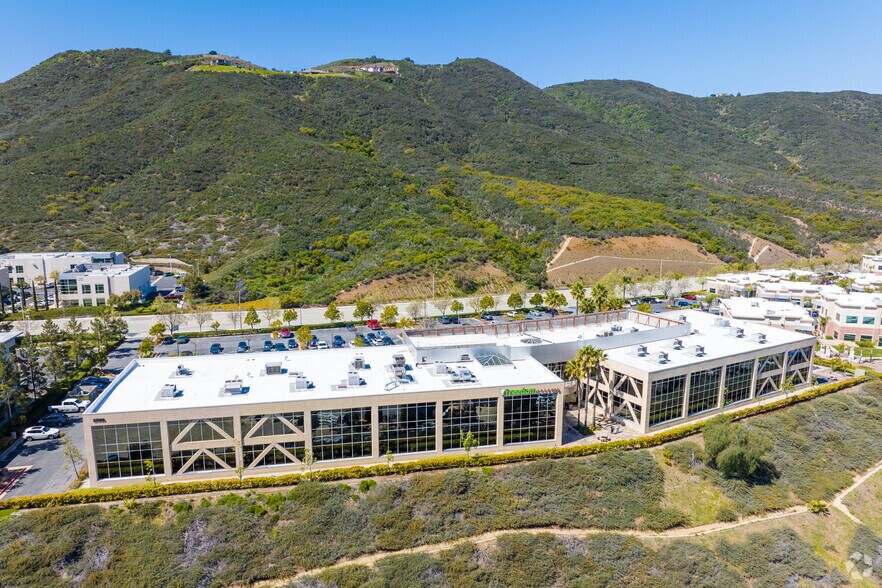 More Photos Of 27368 Via Industria, Temecula Office For Lease