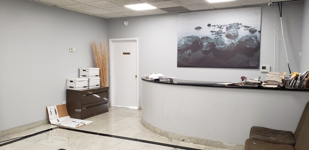 More Photos Of 43-20 54th Rd, Maspeth Warehouse For Sale