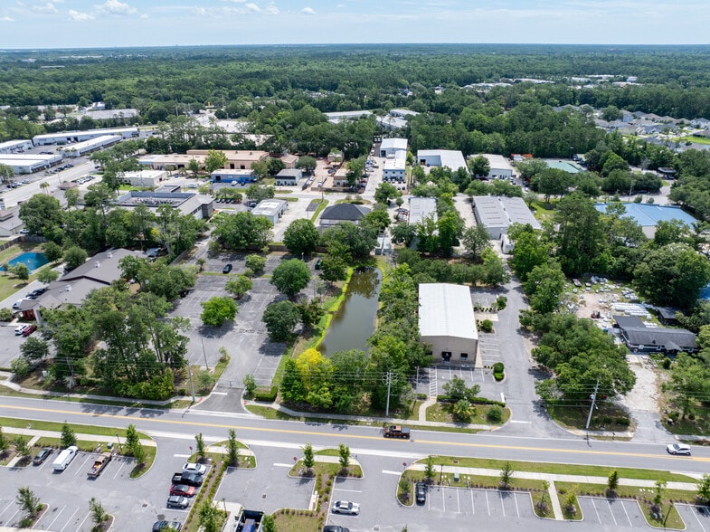 More Photos Of 9605 Hood Rd, Jacksonville Flex For Sale