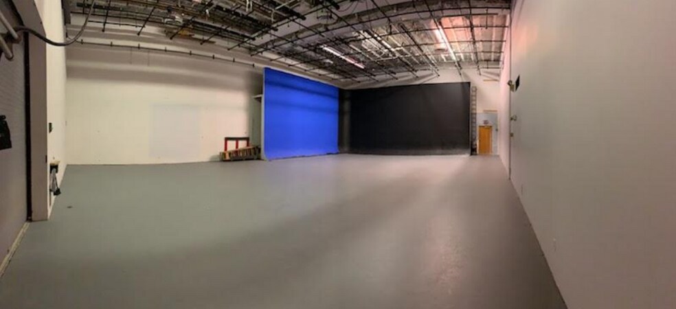 More Photos Of 23330 Commerce Park, Beachwood Office For Lease