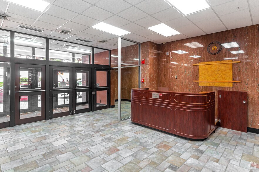 More Photos Of 525 Milam St, Shreveport Office For Sale