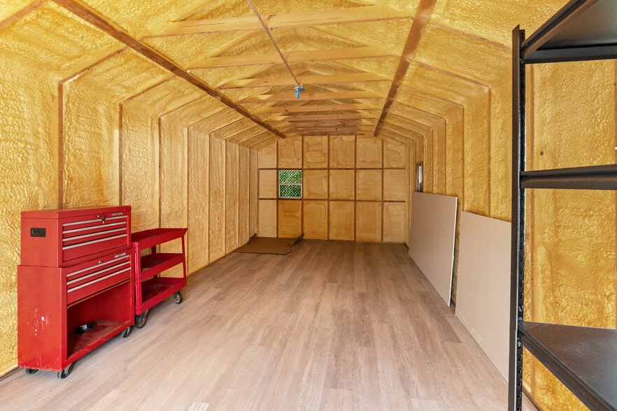 More Photos Of 5424 Edgewater Dr, Orlando Flex For Lease