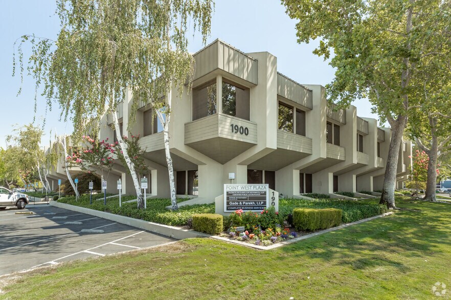 More Photos Of 1900 Point West Way, Sacramento Office For Lease