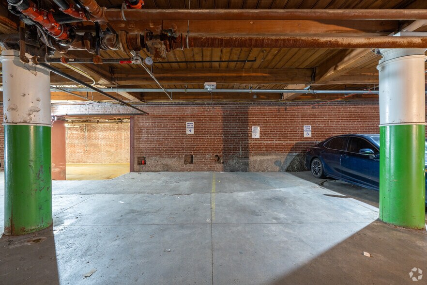 More Photos Of 1308 Washington Ave, Saint Louis Apartments For Sale