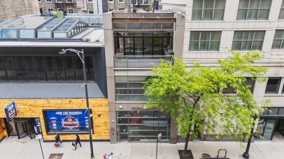More Photos Of 21 W Illinois St, Chicago Office For Sale