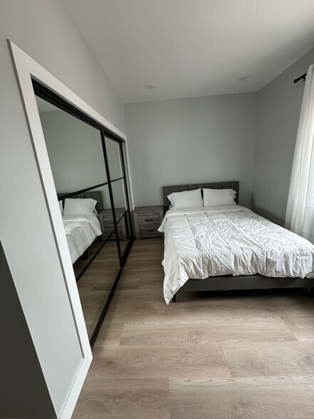 More Photos Of Undisclosed, Costa Mesa Apartments For Sale