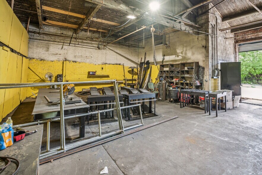 More Photos Of 2901 N 18th St, Philadelphia Warehouse For Sale