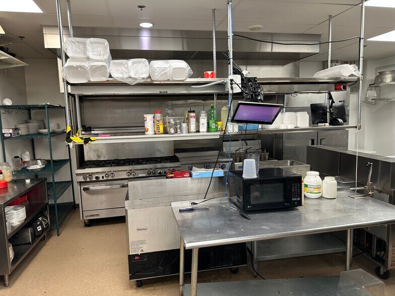 More Photos Of 1 Carlton Ave SE, Grand Rapids Apartments For Lease