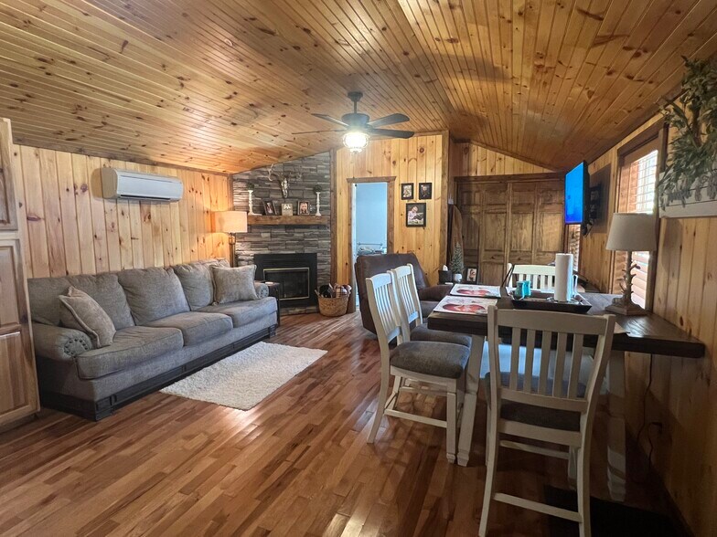 More Photos Of 462 Adams rd, Julian Trailer Camper Park For Sale