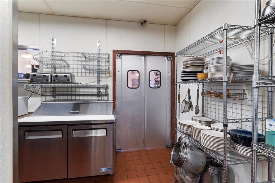 More Photos Of 116 Redwood Ln, Seeley Lake Restaurant For Sale