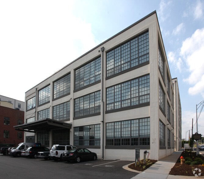 More Photos Of 575 E 4th St, Winston-Salem Apartments For Lease