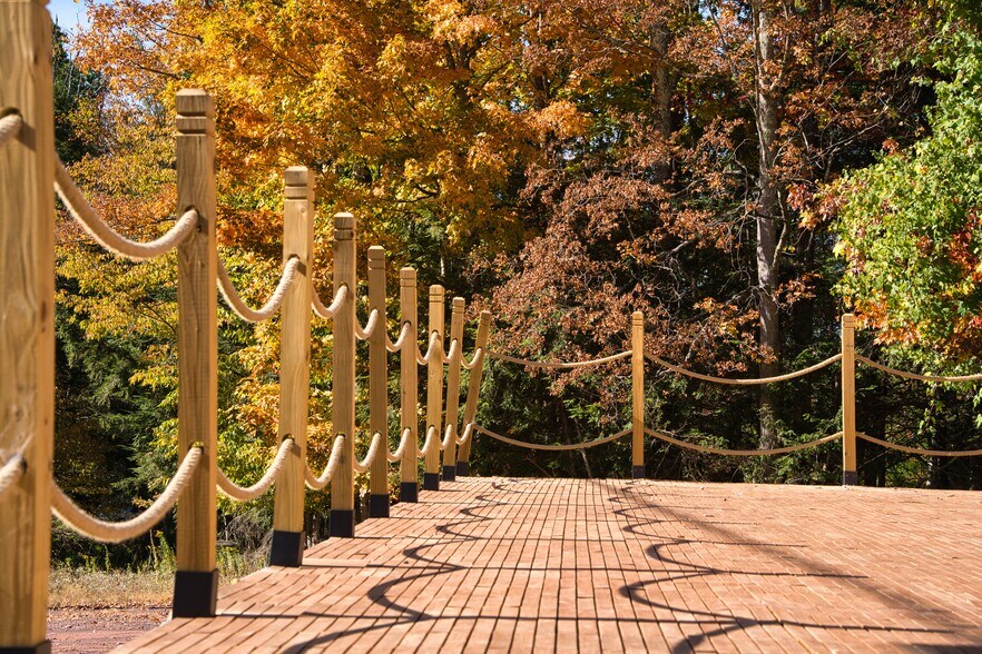 More Photos Of 218 NY-296, Windham Hotel For Sale