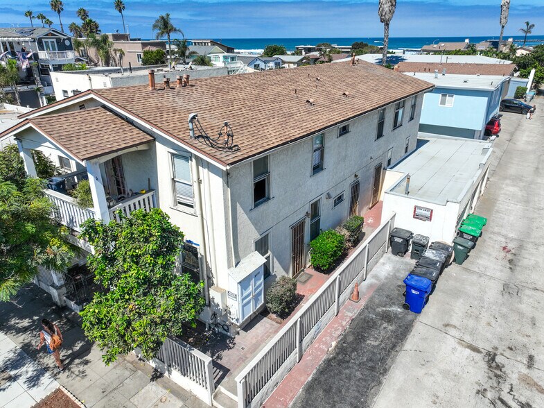 More Photos Of 2114 Abbott St, San Diego Apartments For Sale