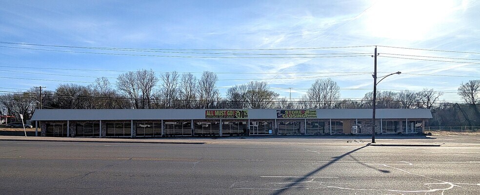 Primary Photo Of 836 W Marshall Ave, Longview Storefront For Sale