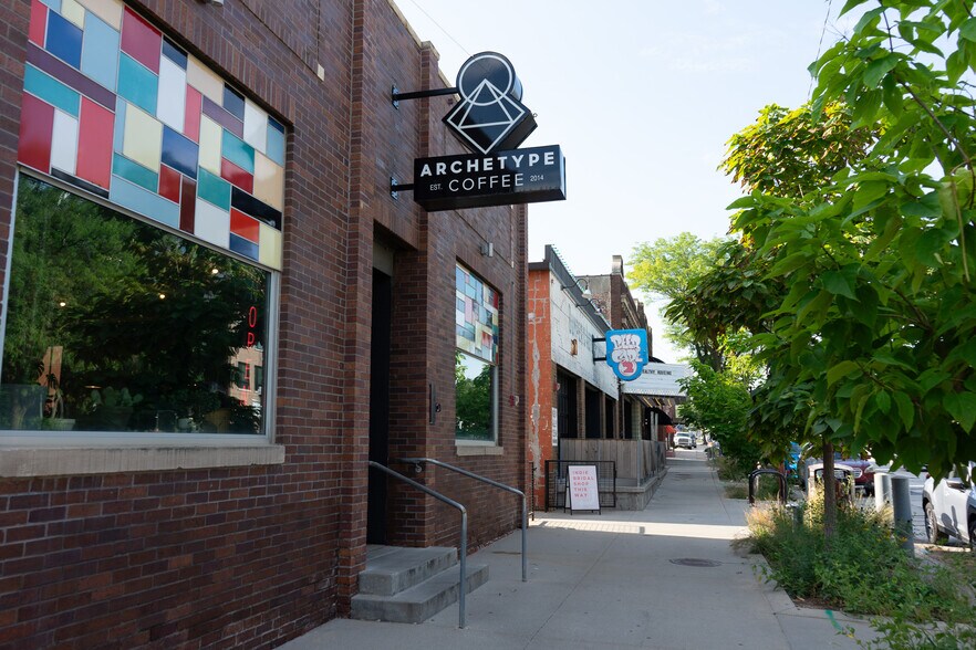 More Photos Of 1419 S 13th St, Omaha Storefront Retail Office For Lease