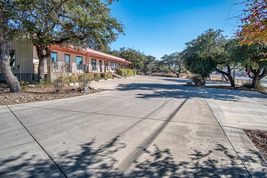 More Photos Of 18382 Fm-306, Canyon Lake Storefront Retail Office For Lease