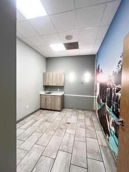 More Photos Of 1060 Cypress Pky, Kissimmee Medical For Lease