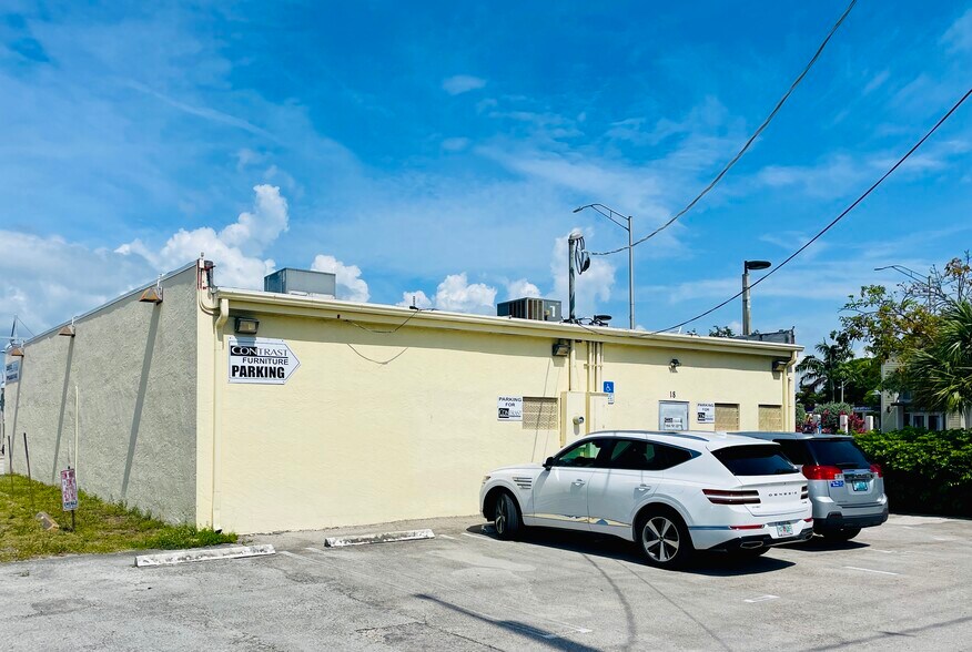 More Photos Of 18 S Federal Hwy, Pompano Beach Freestanding For Lease