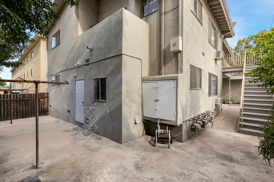 More Photos Of 1316 Barrington Way, Glendale Apartments For Sale
