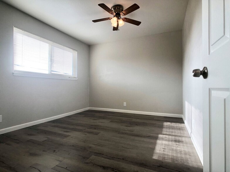 More Photos Of 3911 Watt Ave, Sacramento Apartments For Sale